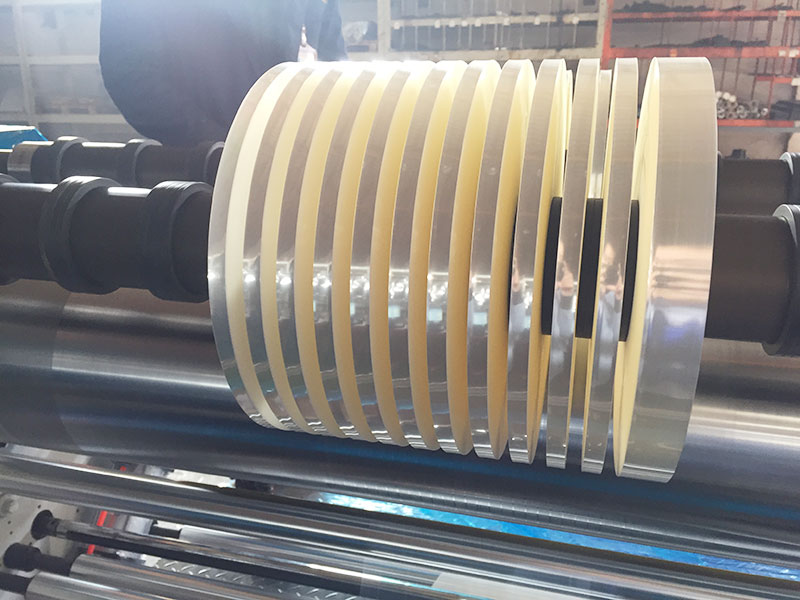 The quality problem of the interface of the film slitting machine